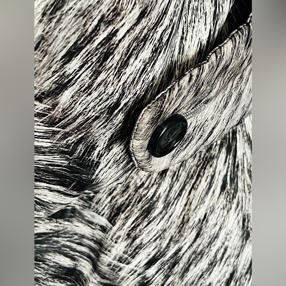 Oscar De La Renta Puffer Coat Silk Gray Fur Print 2011 Collection Women Sz 6 - Picture 15 of 15